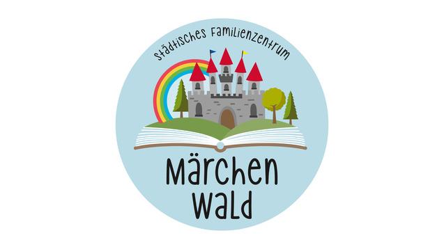 Logo des städtischen Familienzentrums „Märchenwald“ mit einer Burg, einem Regenbogen und einem aufgeschlagenen Buch.