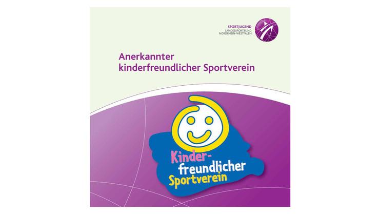 Logo eines anerkannten kinderfreundlichen Sportvereins mit l&auml;chelndem Gesicht und buntem Schriftzug.