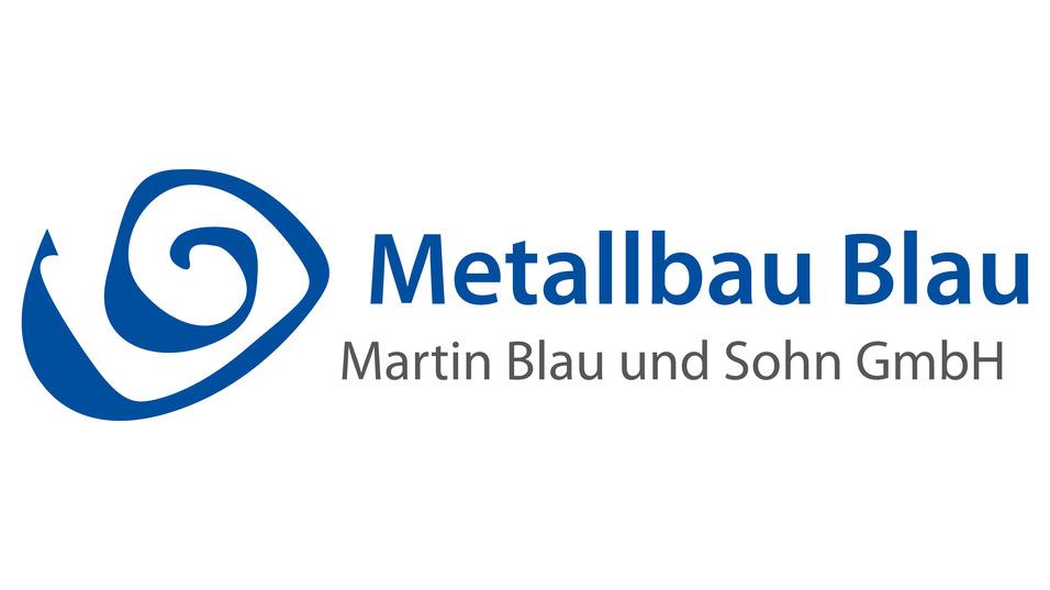 Logo der Firma Metallbau Blau mit spiralf&ouml;rmigem Symbol und dem Schriftzug &bdquo;Martin Blau und Sohn GmbH&ldquo;.